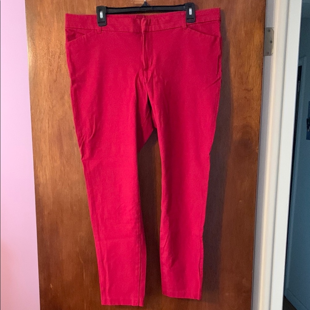 GAP Slim City red Trousers